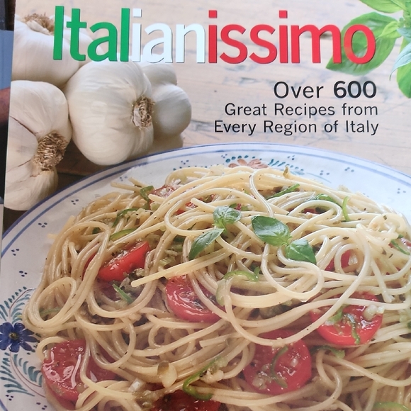 Delicious White and Red Pasta Dish - Picture 1 of 6